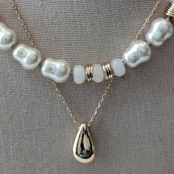 Loft Freshwater Pearl Bean Layered Statement Necklace - Picture 8 of 8